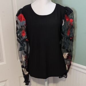 NWT Madison Paris New York Long Sleeve Top Shirt Sheer Sleeves Embroidery Flower